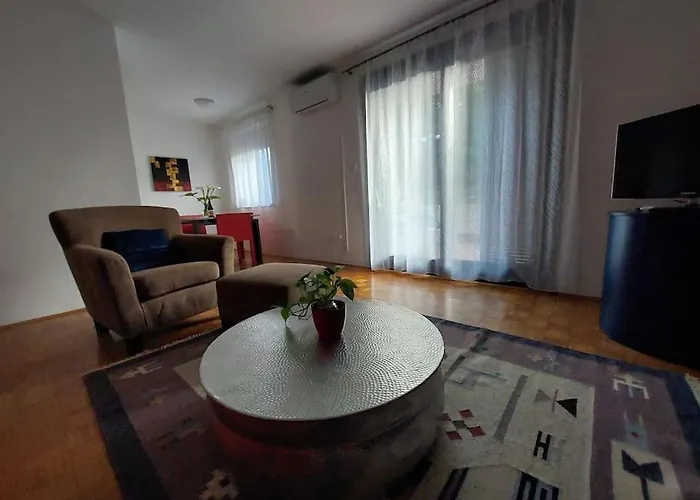 My Place - 1 Minuto Dal Mare Pola